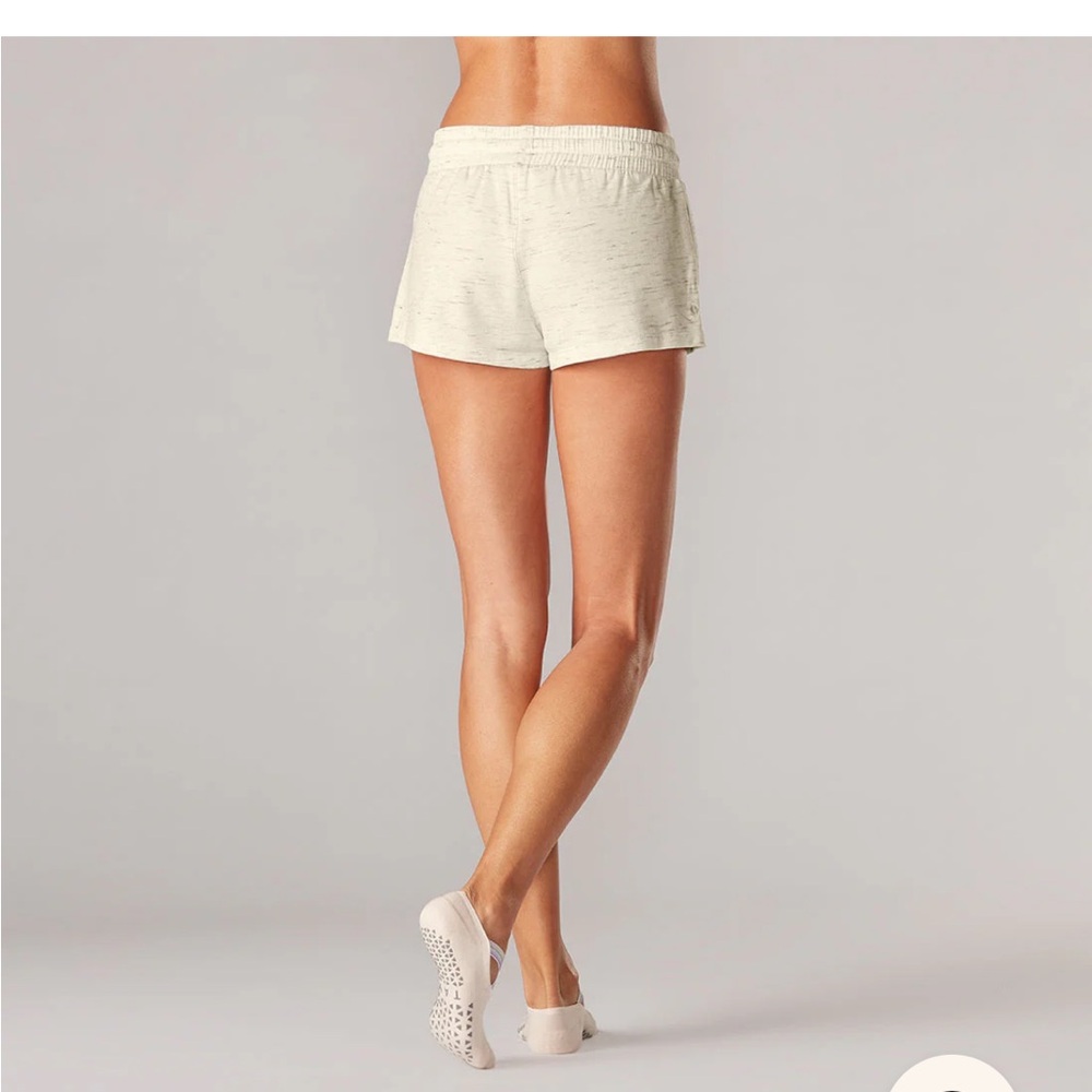 NWT Stylish Sand Stone Drawstring Shorts size s - Picture 4 of 9